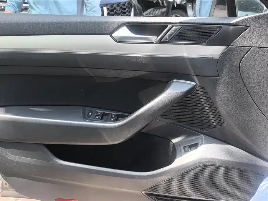 Volkswagen Magotan 2019 280TSI DSG Comfort China VI фото 7