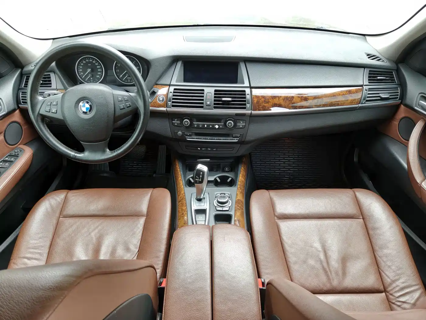 BMW X5 (Import) 2011 xDrive35i Leading Edition фото 17