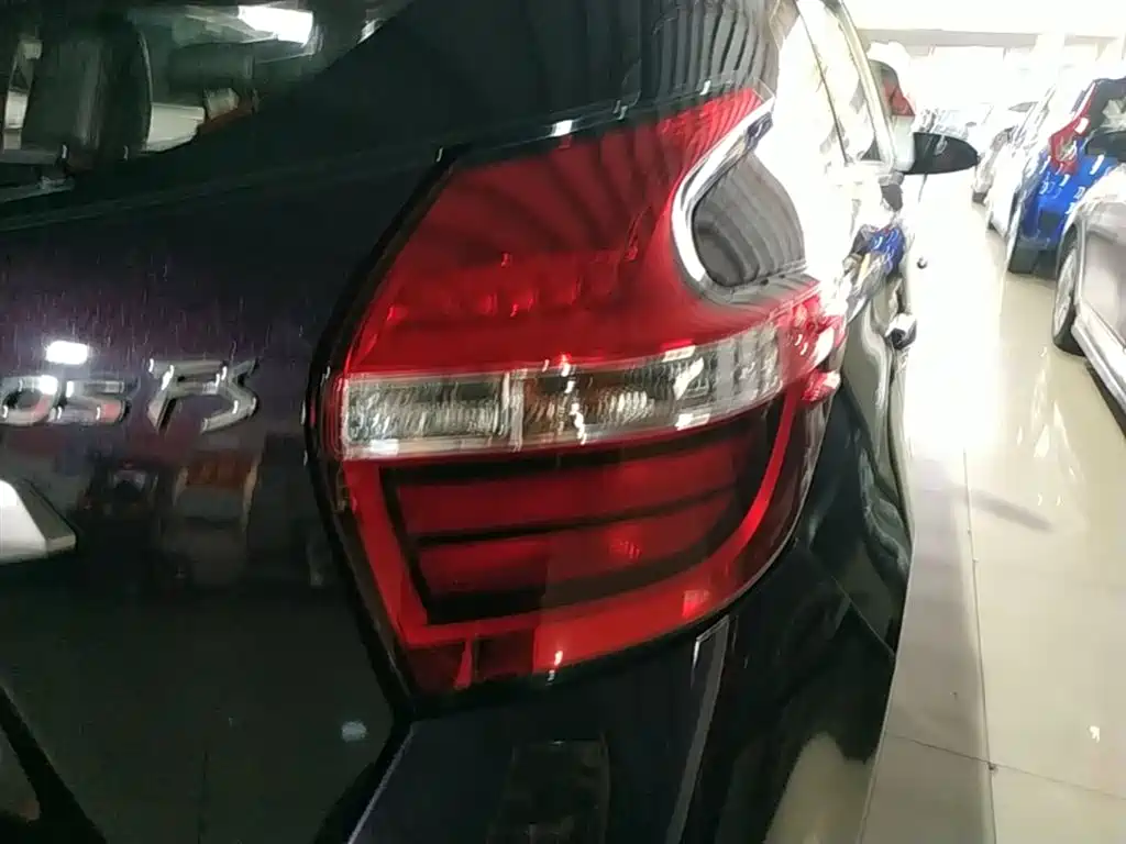 Toyota Vios FS 2019 1.5L CVT Fengchi Edition фото 8