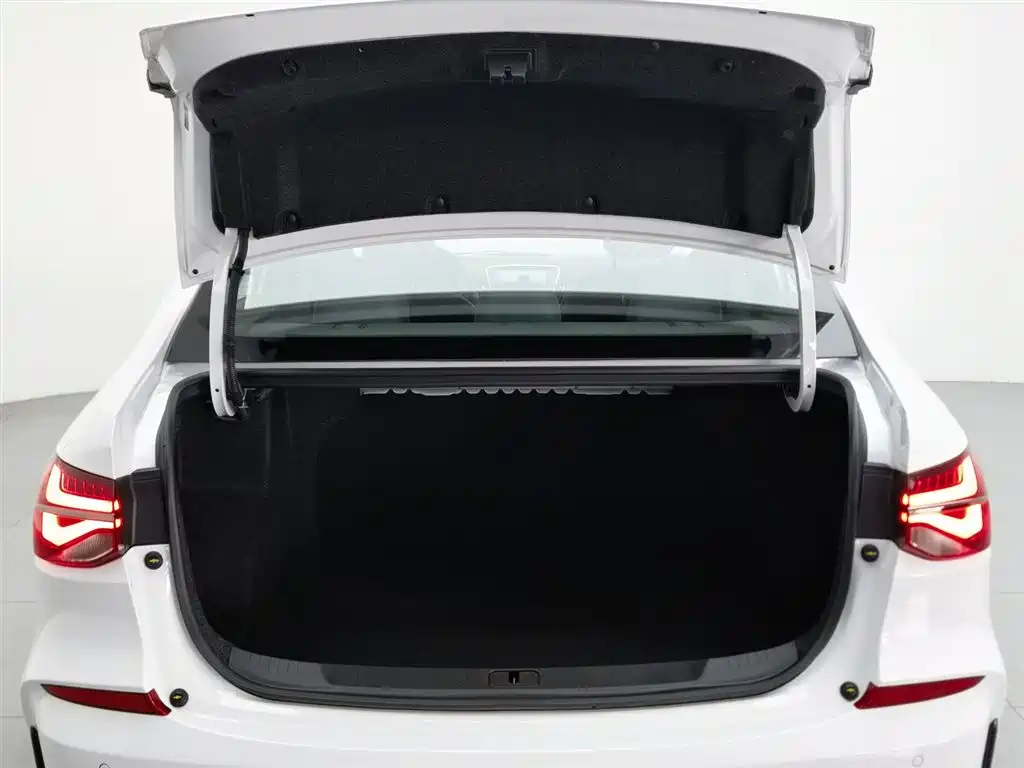 Chevrolet Monza 2022 Mild Hybrid RS 330T Automatic Comfort Edition фото 16