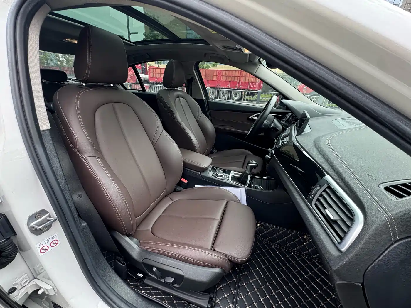 BMW 1 Series 2019 118i M Sport Package фото 10
