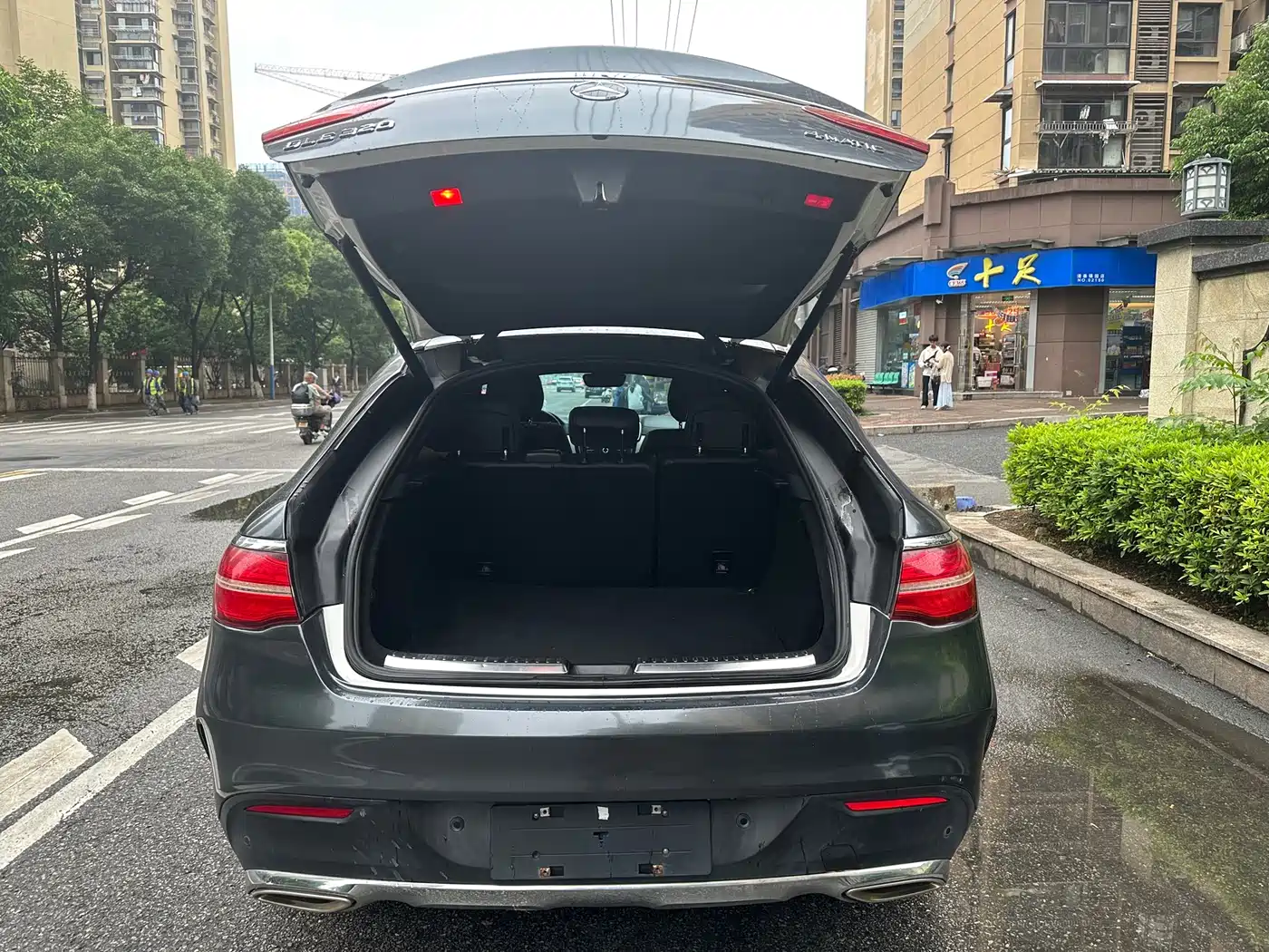 Mercedes-Benz GLE Coupe 2015 GLE 320 4MATIC Coupe SUV фото 9