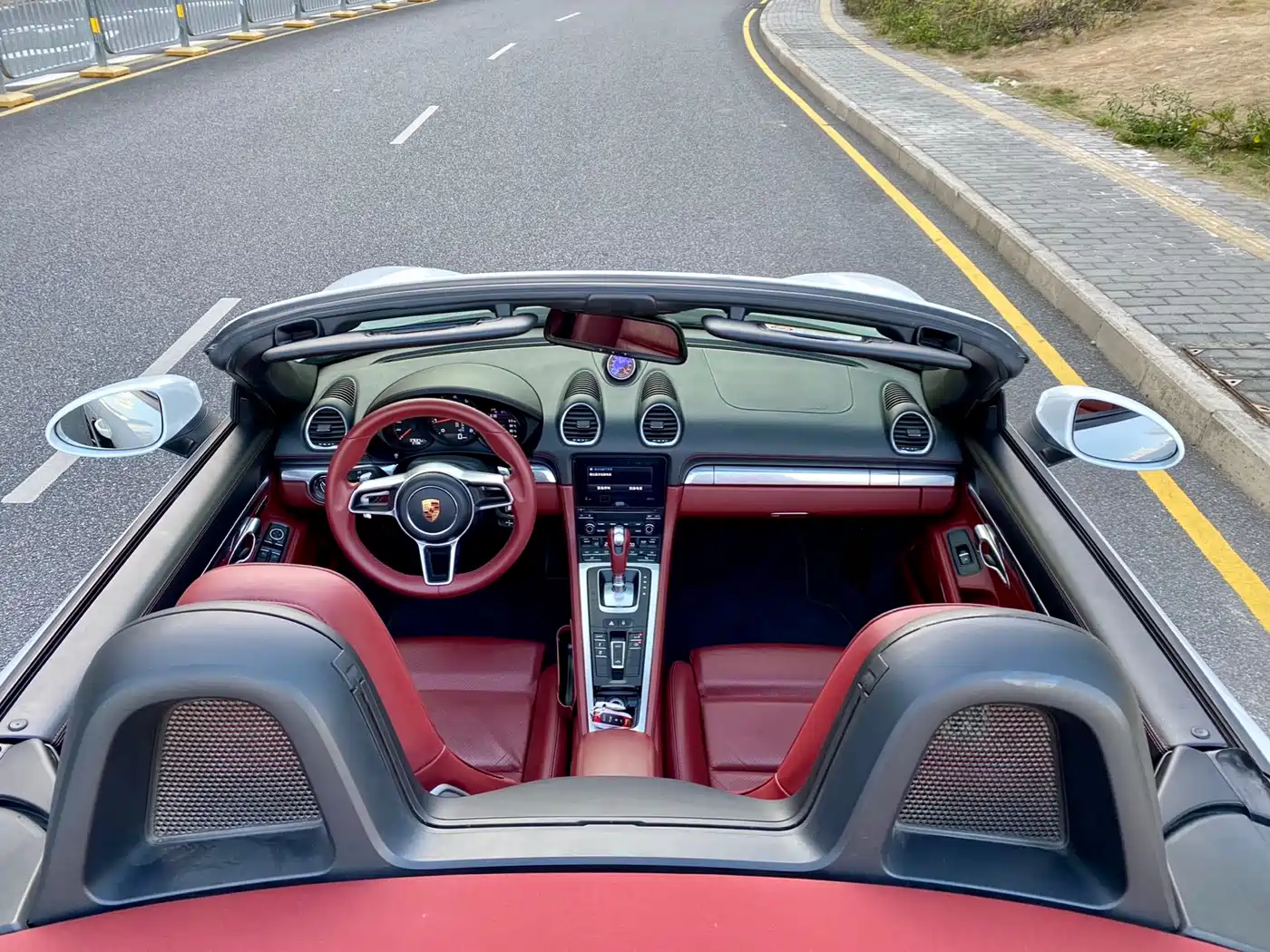 Porsche 718 2018 Boxster 2.0T фото 10