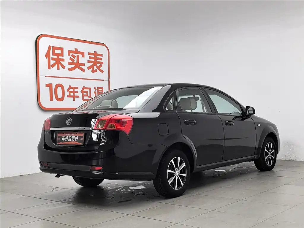 Buick Excelle 2015 1.5L Automatic Classic фото 2
