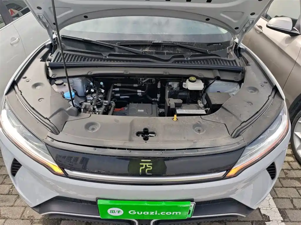 BYD Yuan UP 2024 401KM Leading Edition фото 20