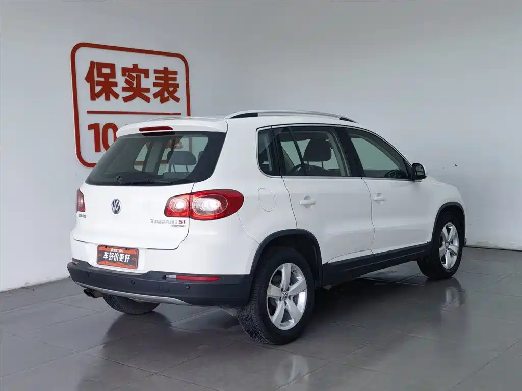 Volkswagen Tiguan 2012 1.8TSI Automatic 4WD Elite Edition фото 2