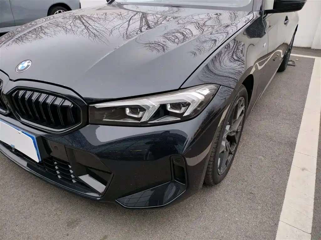 BMW 3 Series 2025 330Li M Sport Night Edition фото 24