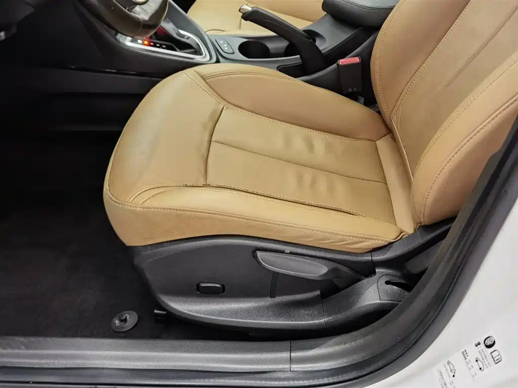 Buick Excelle 2019 18T Automatic Connected Flagship (China V) фото 20