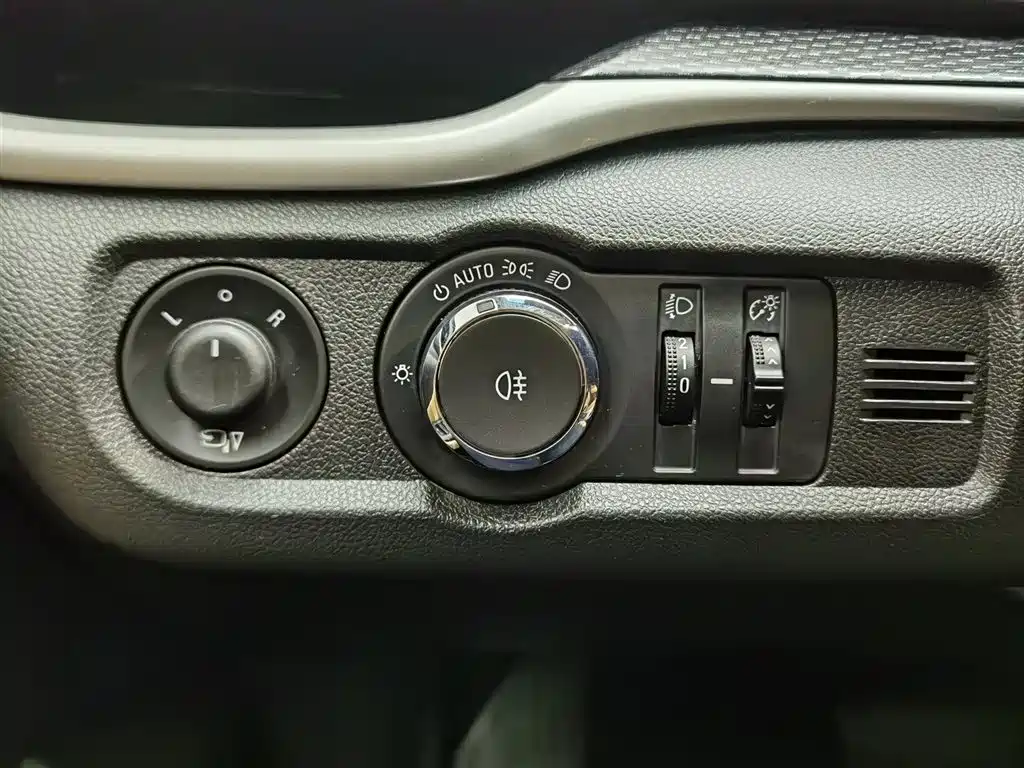 Buick Excelle 2019 18T Automatic Connected Flagship (China V) фото 21