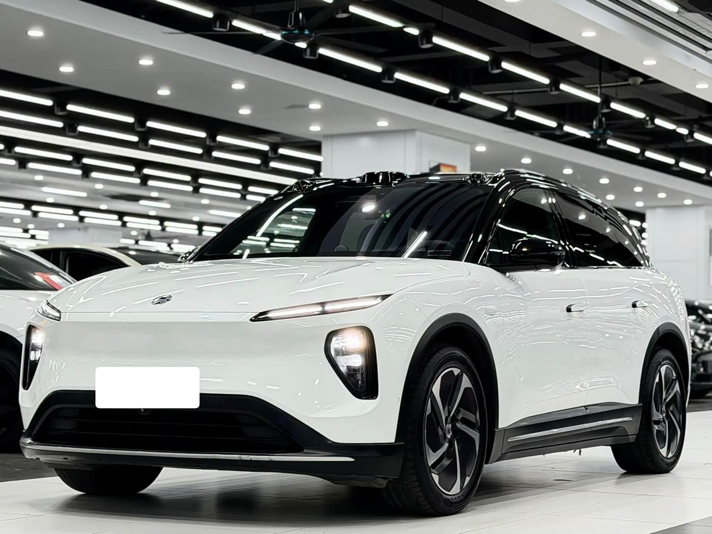 NIO ES6