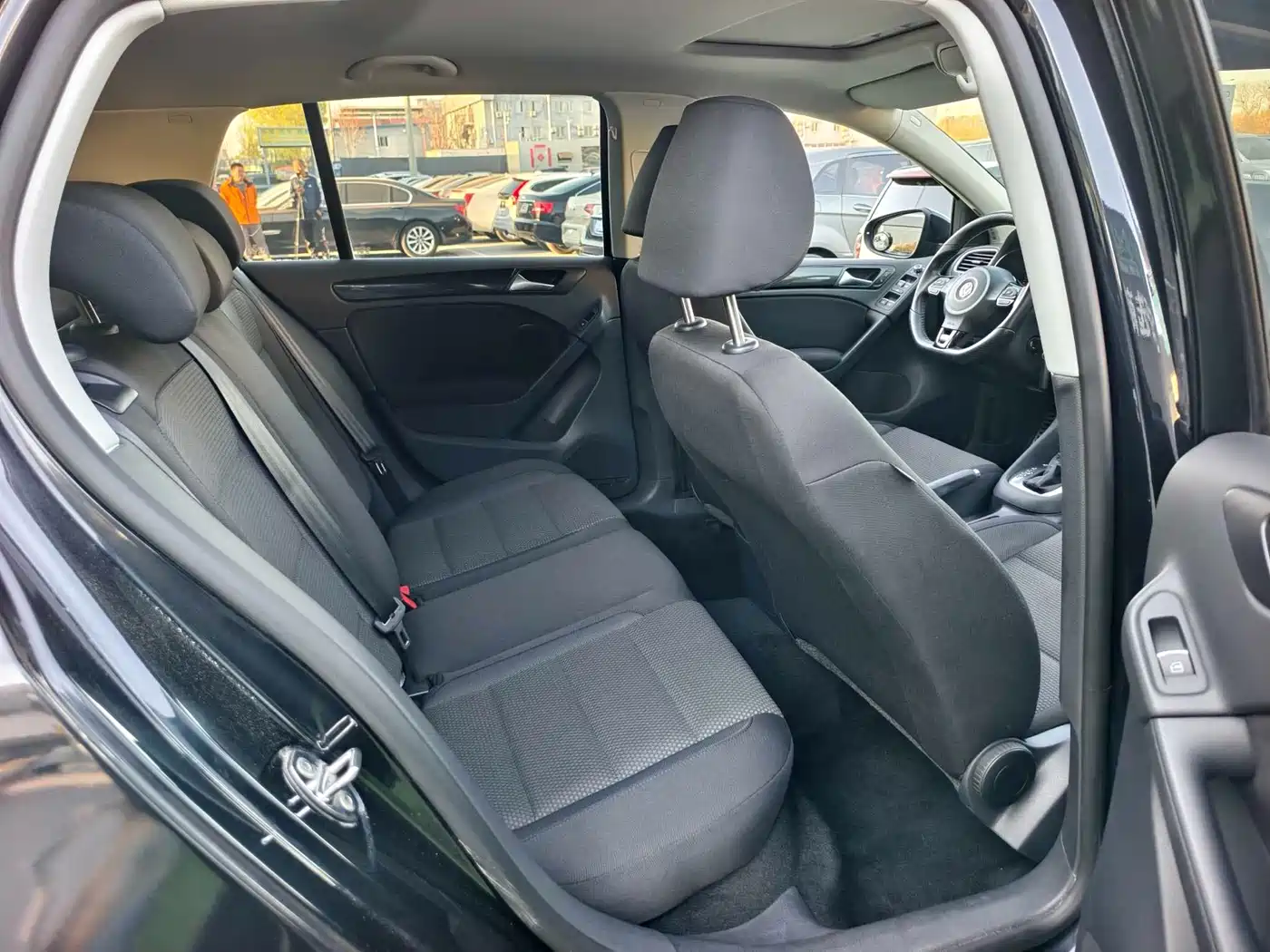 Volkswagen Golf 2011 1.4TSI Auto Comfort фото 15