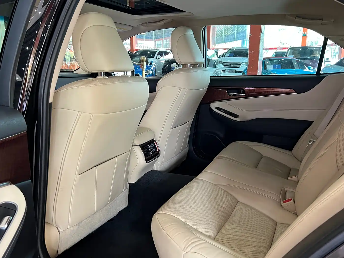 Toyota Crown 2015 2.0T Fashion фото 13