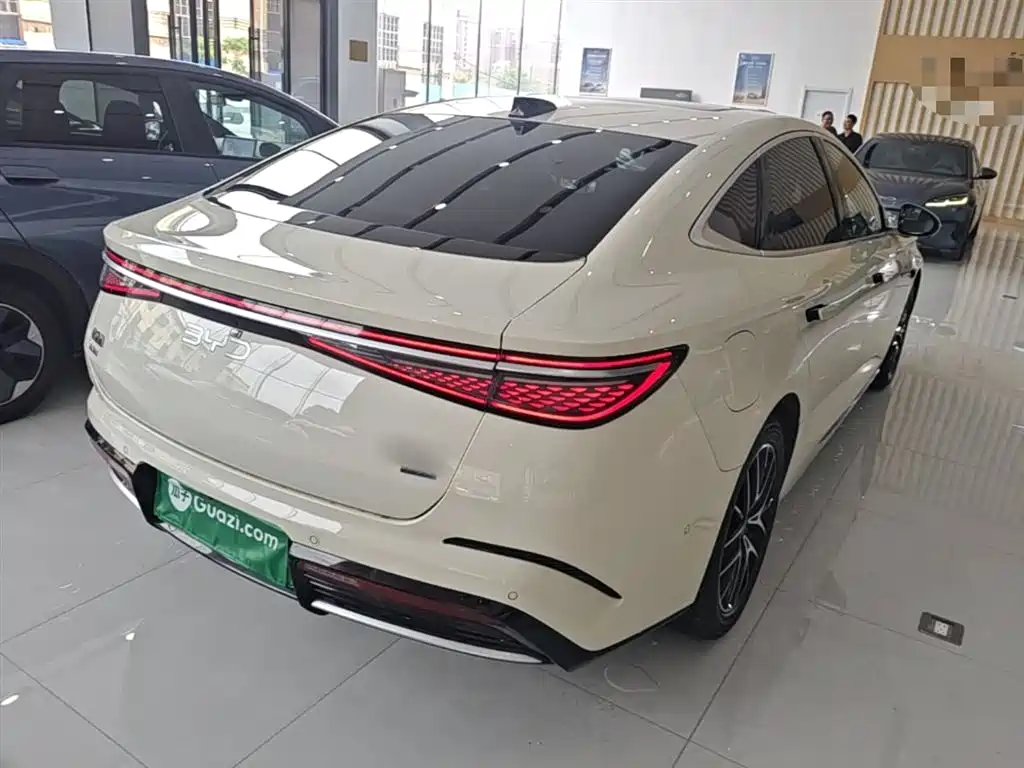 BYD Seal 07 DM-i 2025 DM-i 1.5L 125km Premium фото 7