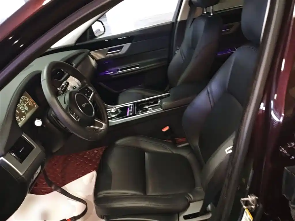 JAGUAR XFL