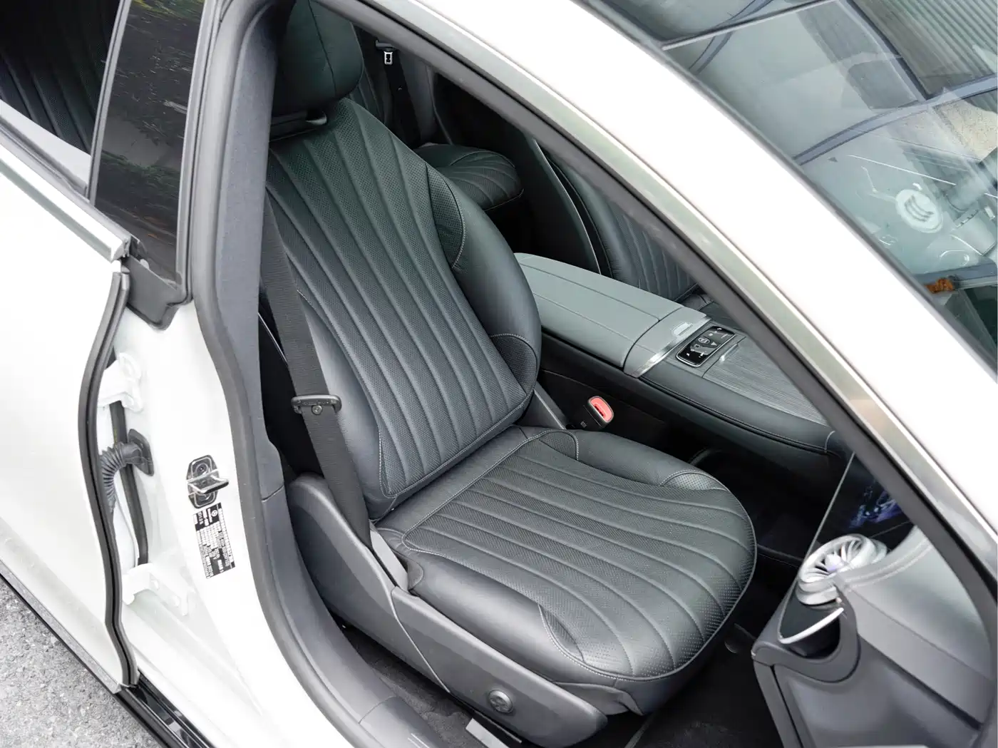 Mercedes-Benz EQS 2023 450+ Luxury Edition фото 19