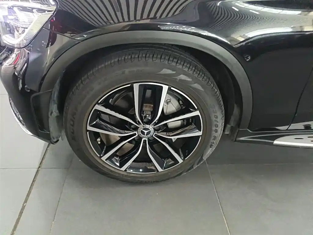 Mercedes-Benz GLC 2020 Facelift GLC 300 L 4MATIC Dynamic фото 23