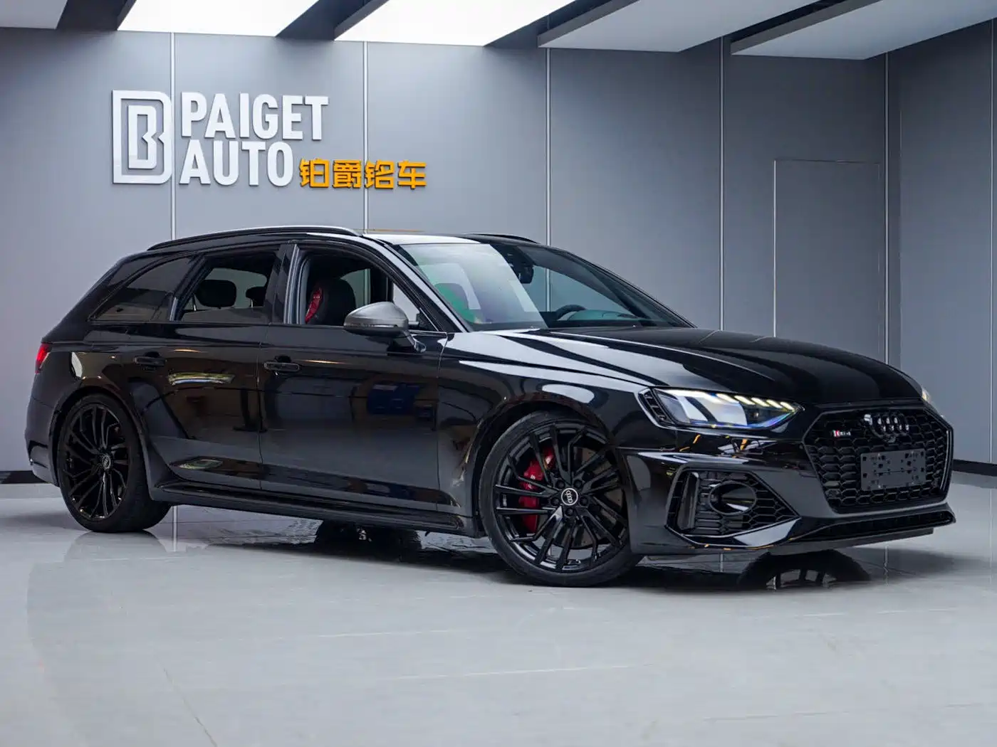 Audi RS 4 2021 RS4 Avant Obsidian Edition фото 4