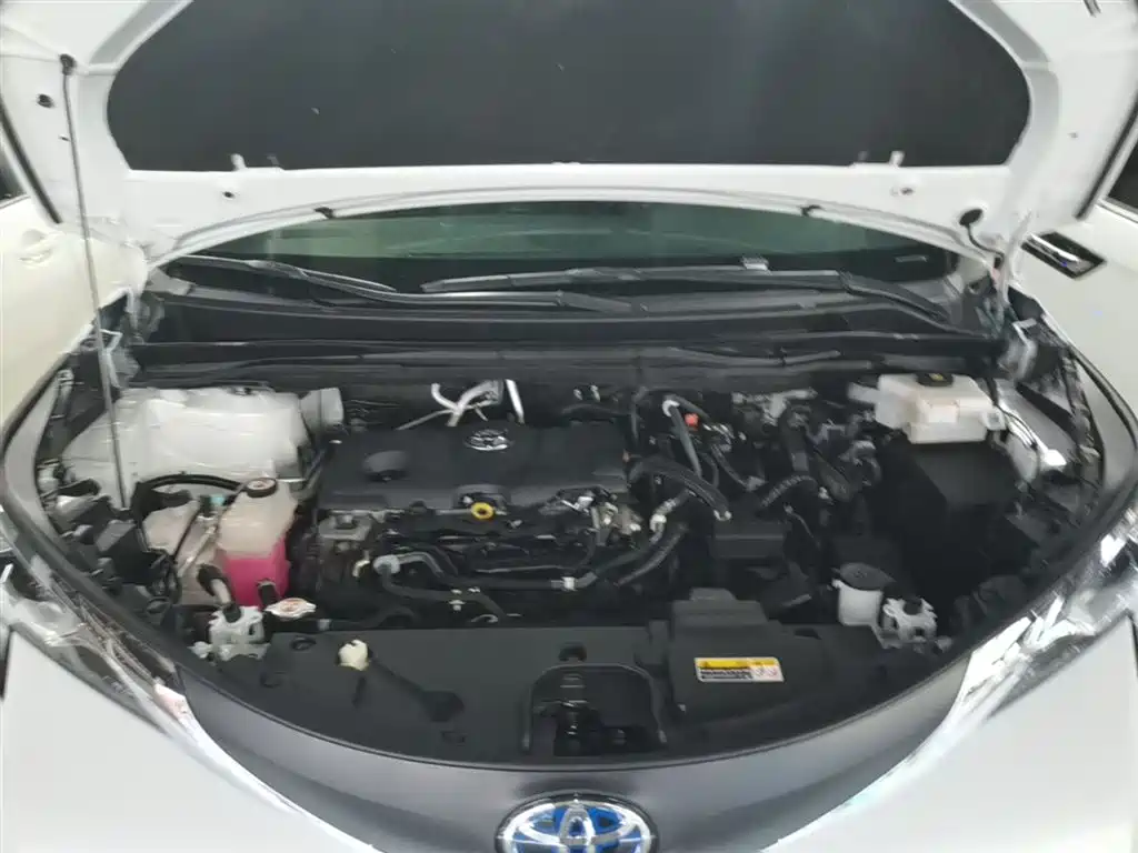 Toyota Sienna 2021 2.5L Hybrid Comfort Edition фото 10