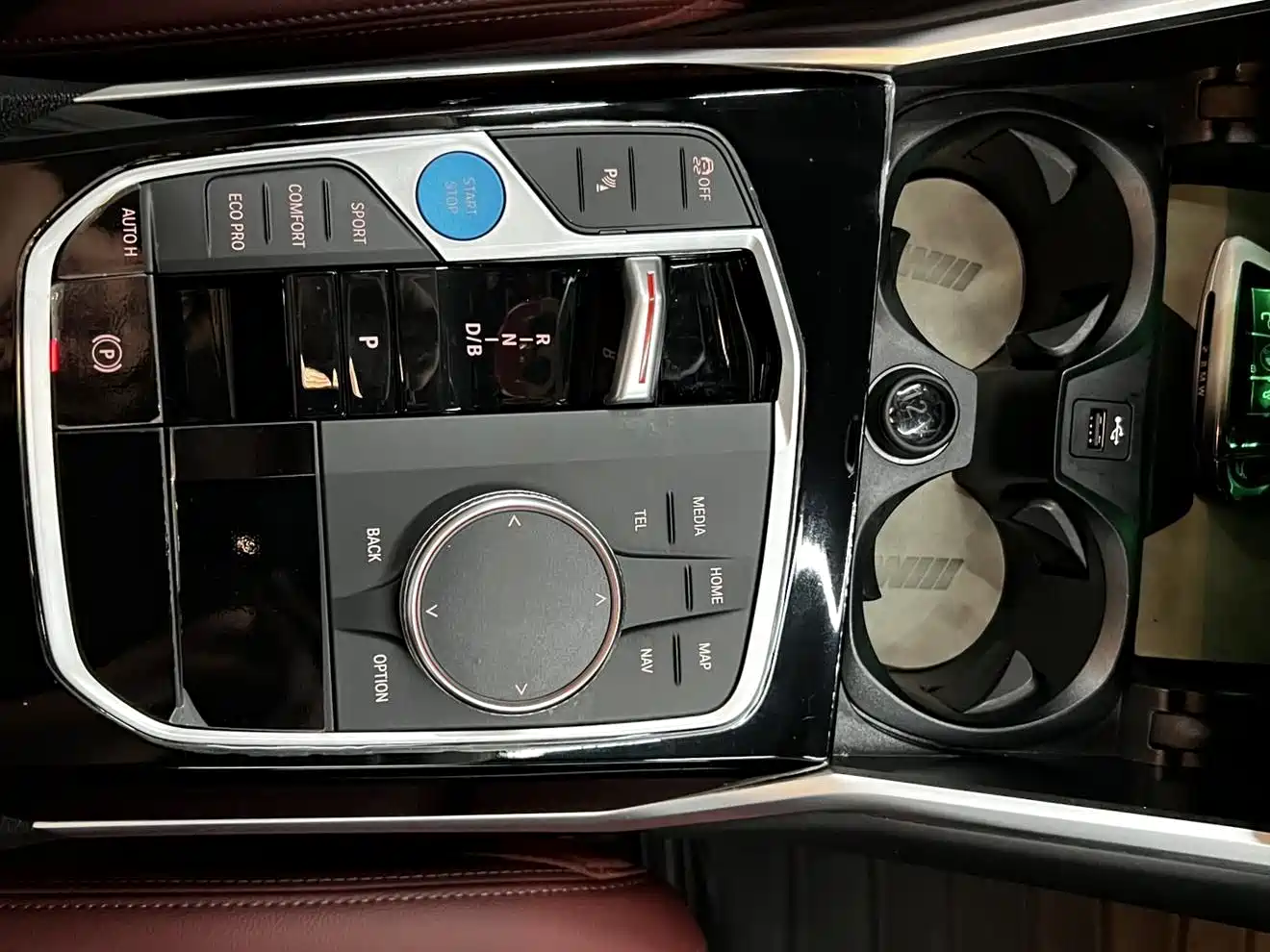 BMW i3 2022 eDrive 35 L фото 7