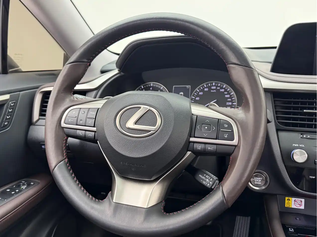 Lexus RX 2020 300 4WD Elegance Edition China VI фото 13