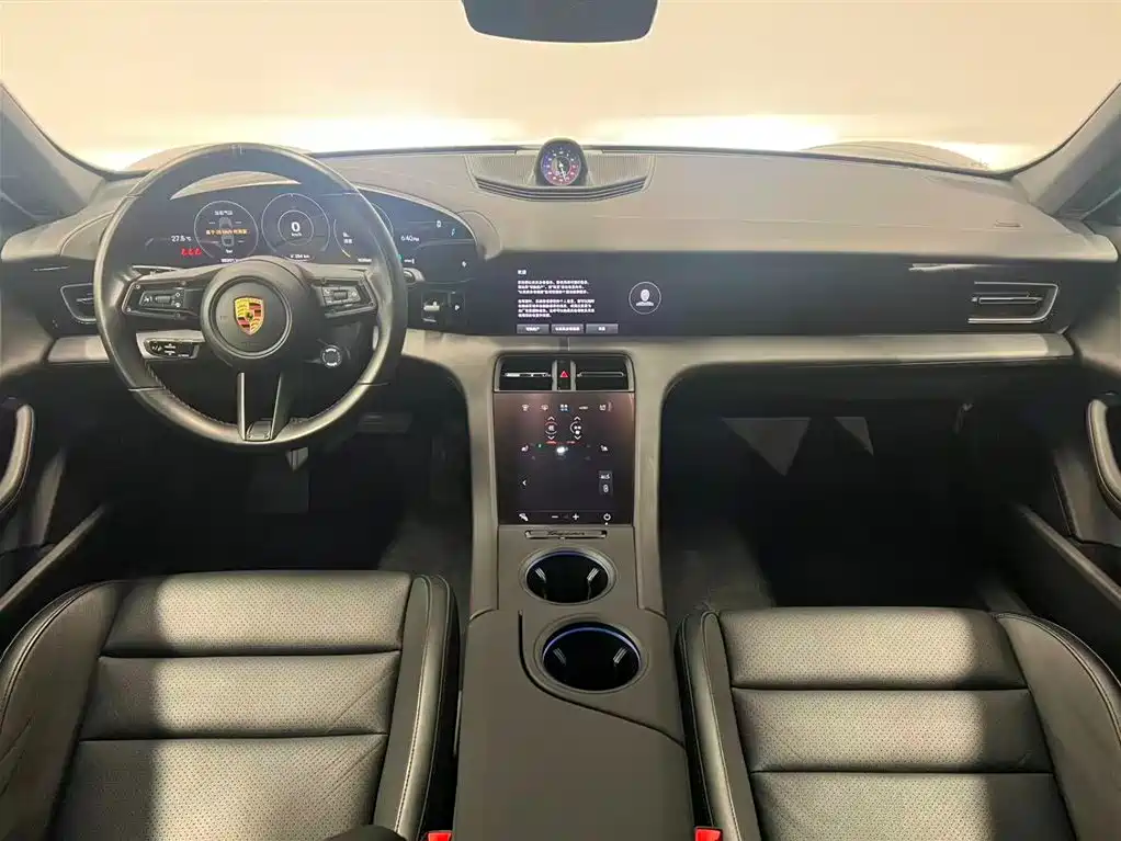 Porsche Taycan 2022 Taycan фото 8