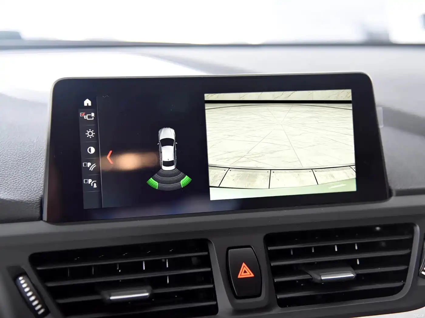 BMW 1 Series 2018 120i Design Package фото 12