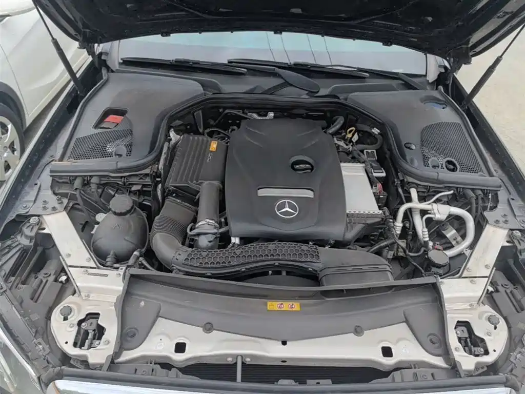 Mercedes-Benz E-Class 2018 Facelift E 200 L фото 20