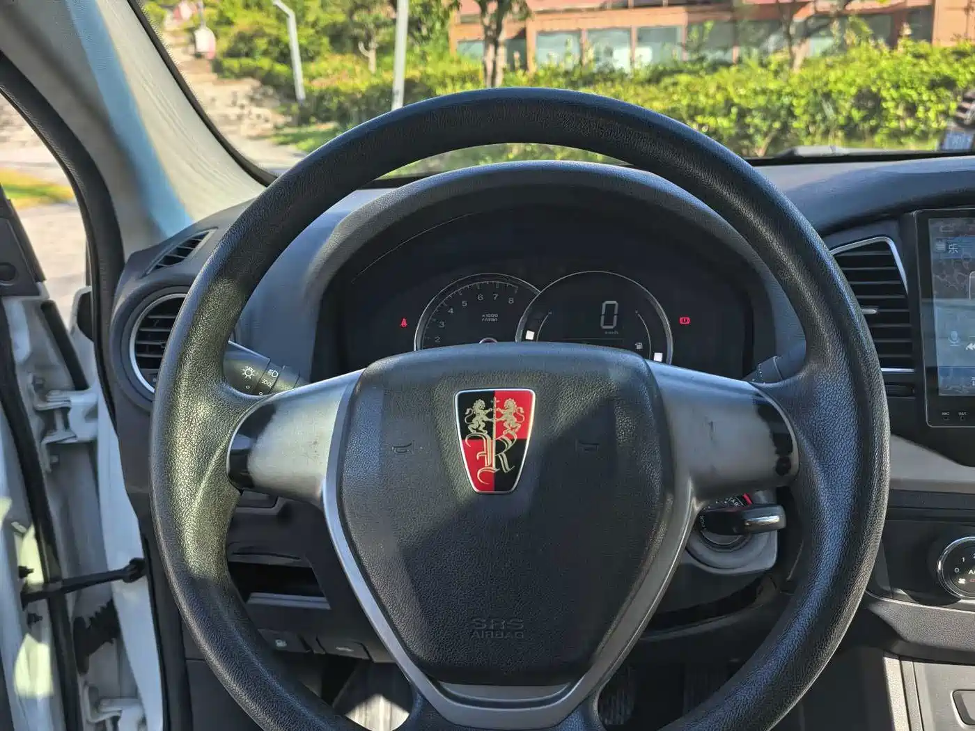 Roewe 350 2016 2015 Model 1.5L Manual Luxury Sunroof Edition