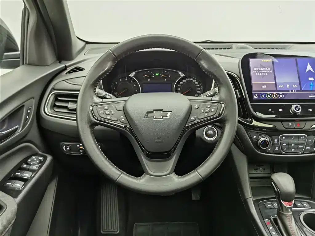 Chevrolet Equinox 2022 Mild Hybrid 550T RS 4WD Intelligent Defense Edition фото 11