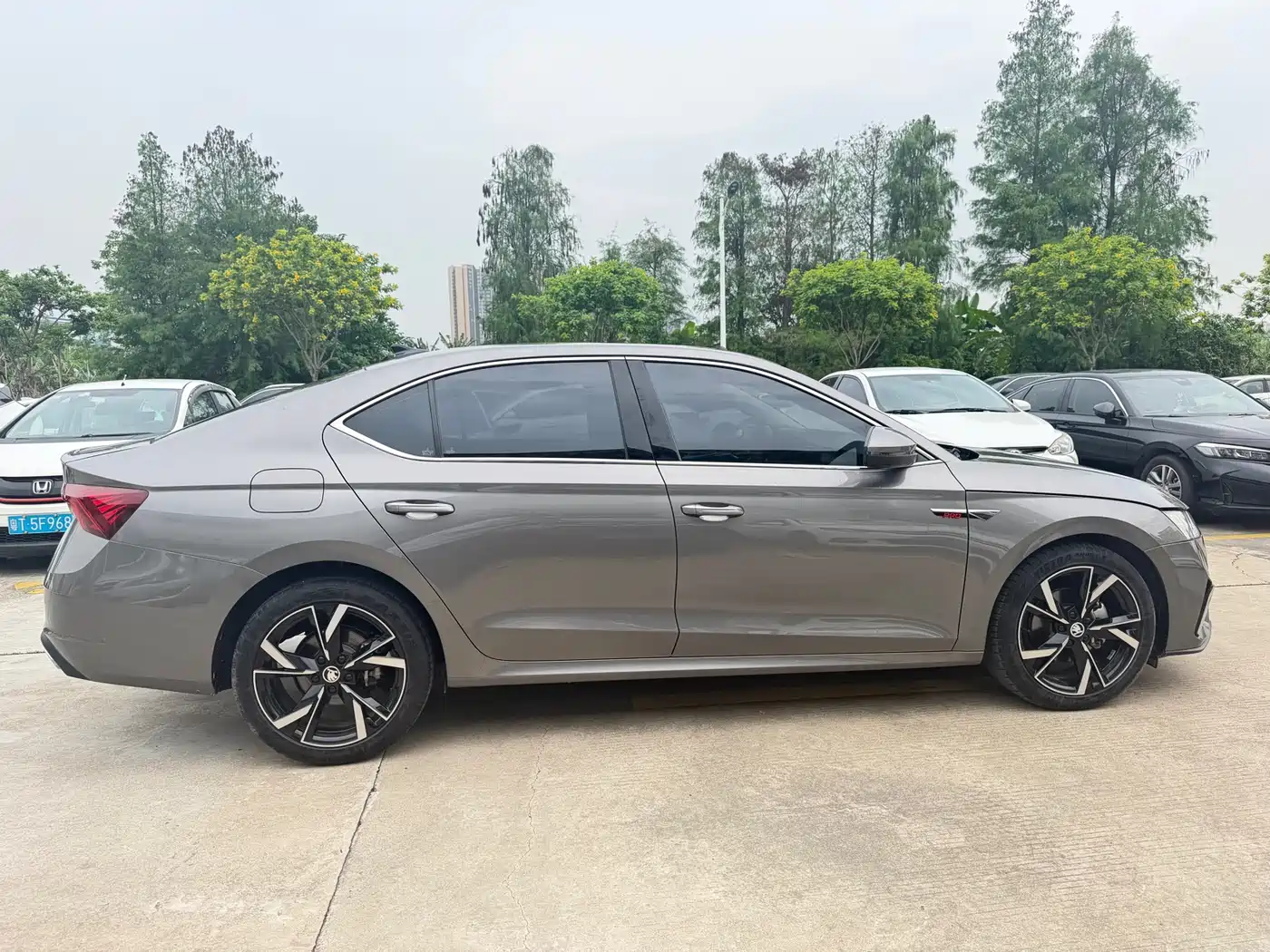 Škoda Octavia 2021 PRO TSI280 DSG Premium Edition фото 8