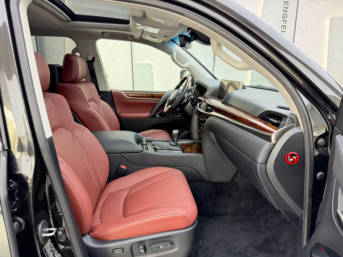 Lexus LX 2017 570 Prestige Luxury фото 14