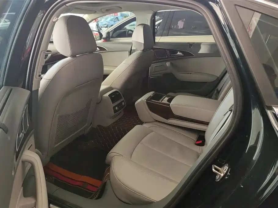 Audi A6L 2012 30 FSI Luxury фото 11
