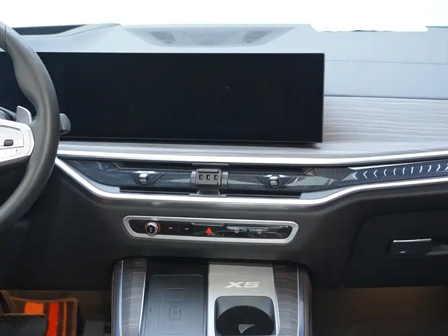 BMW X5 2023 xDrive 40Li M Sport Black Night Package фото 13