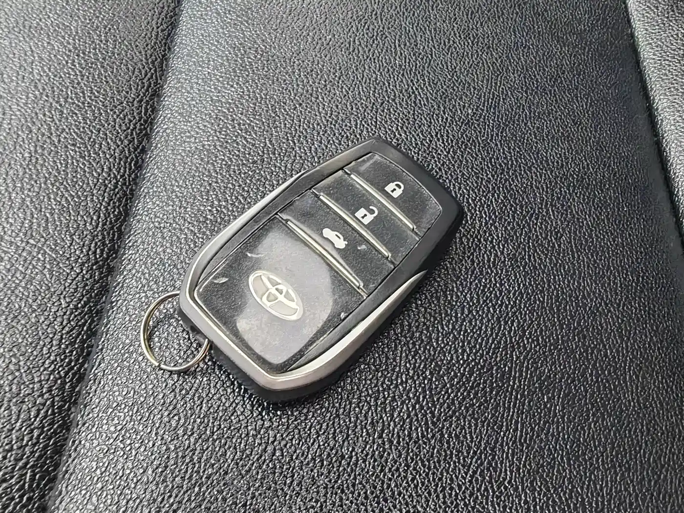 Toyota RAV4 Rongfang 2015 2.0L CVT 2WD Trend Edition фото 20
