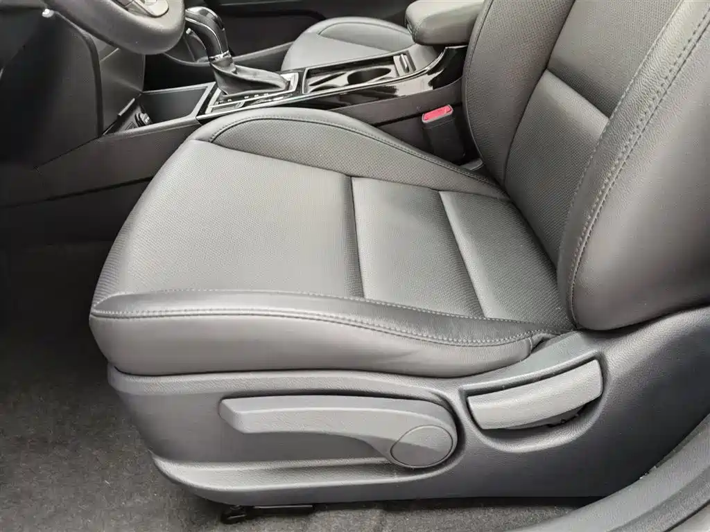 Hyundai Mistra 2016 1.6T Automatic Smart GLS фото 20