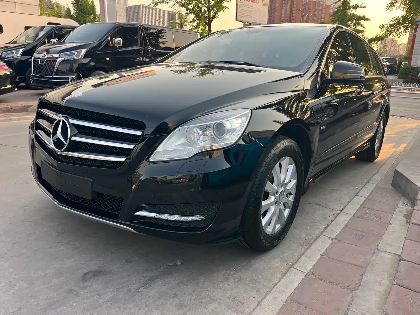 Mercedes-Benz R-Class 2014 R 320 4MATIC Business