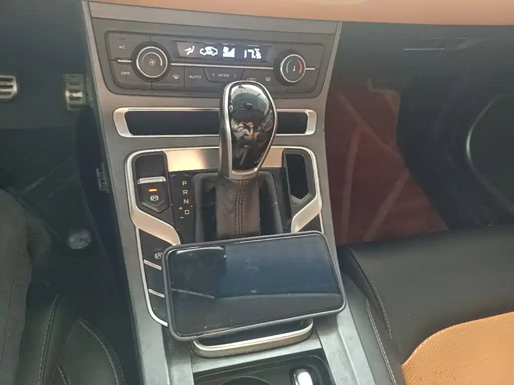 Geely Vision S1 2019 2018 1.4T CVT Sharp Enjoy