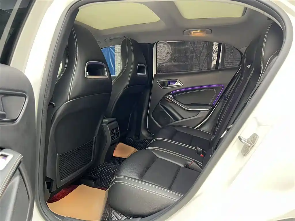 Mercedes-Benz GLA 2019 GLA 200 Fashion фото 17