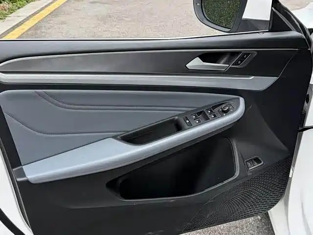 Volkswagen Lamando, миниатюра 4