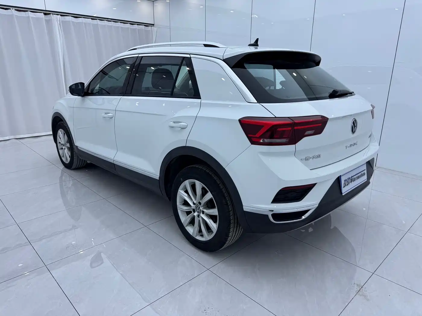 Volkswagen T-ROC 2022 280TSI DSG 2WD Elite PLUS фото 6