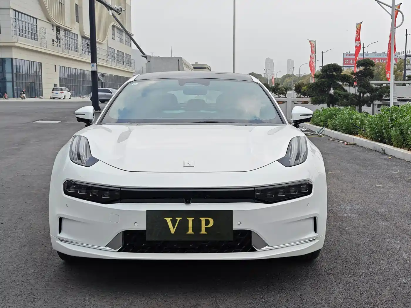 ZEEKR EXTREME KRYPTON 001