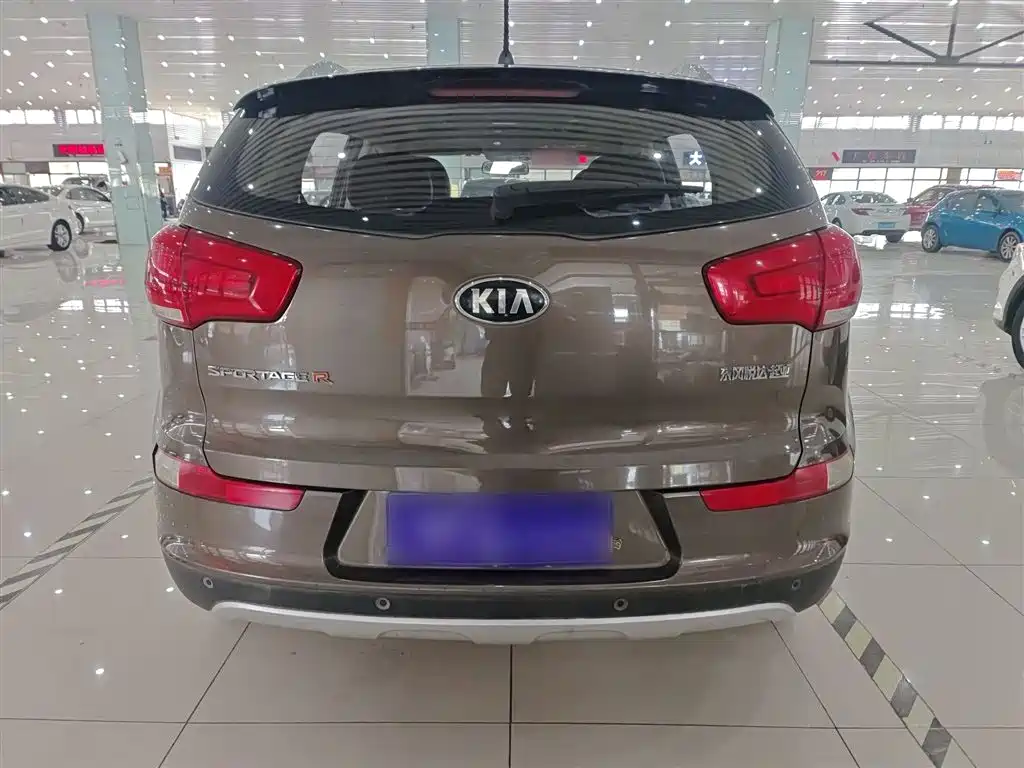 Kia Sportage 2015 2.0L Automatic 2WD GL фото 6