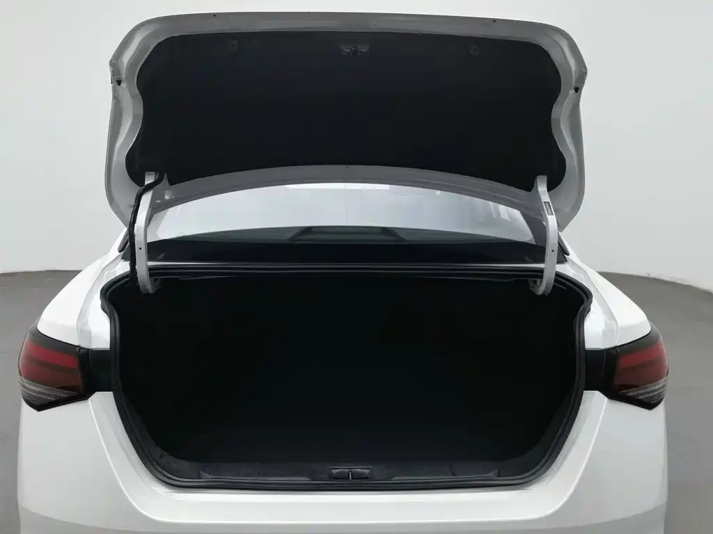 Nissan SYLPHY, миниатюра 16