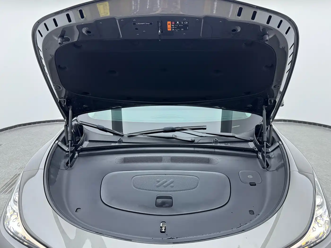 IM Motors IM LS6 2024 2023 Max Standard Edition
