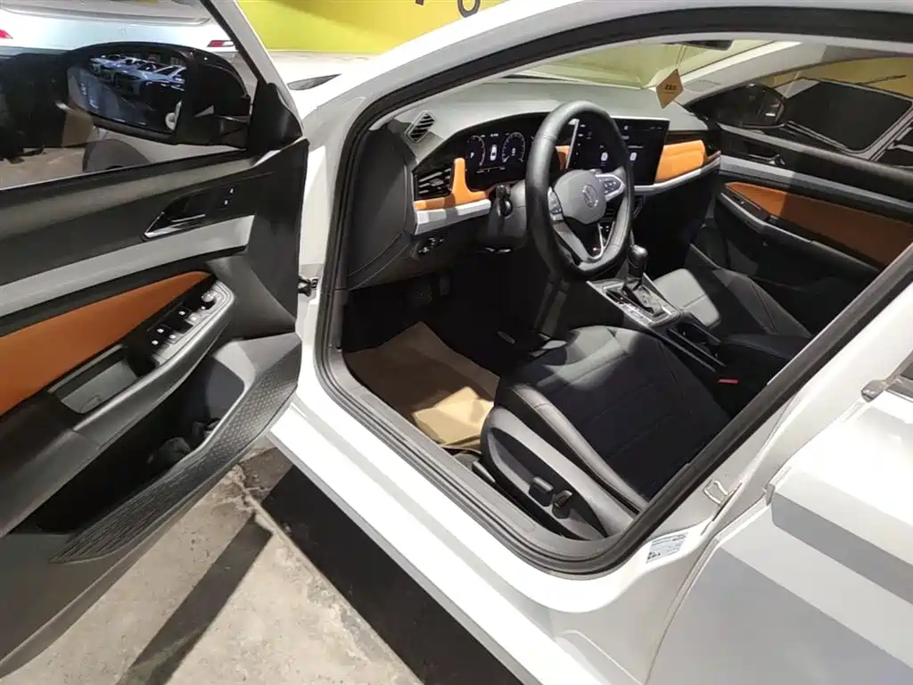 Volkswagen Bora 2025 Facelift 200TSI DSG PRO Edition фото 16