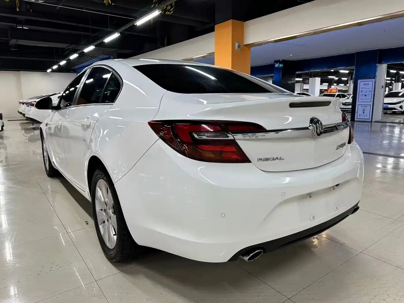 Buick Regal 2015 2.0L Leading Fashion Model фото 8