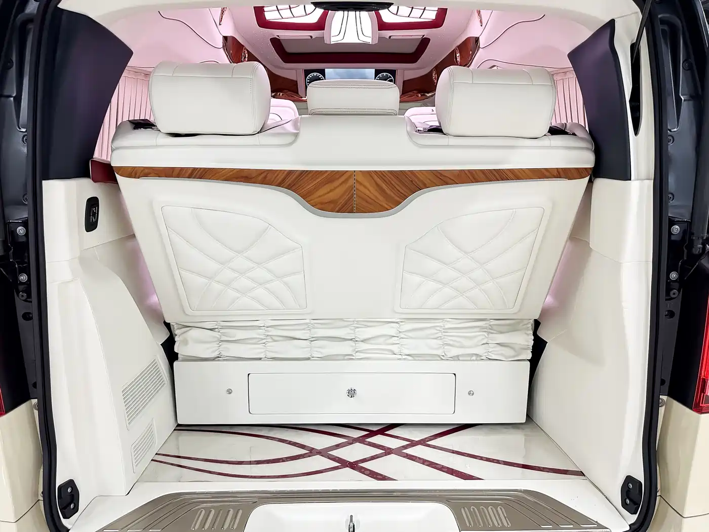 Mercedes-Benz V-Class 2022 V 260 L Long Wheelbase Luxury Edition фото 15