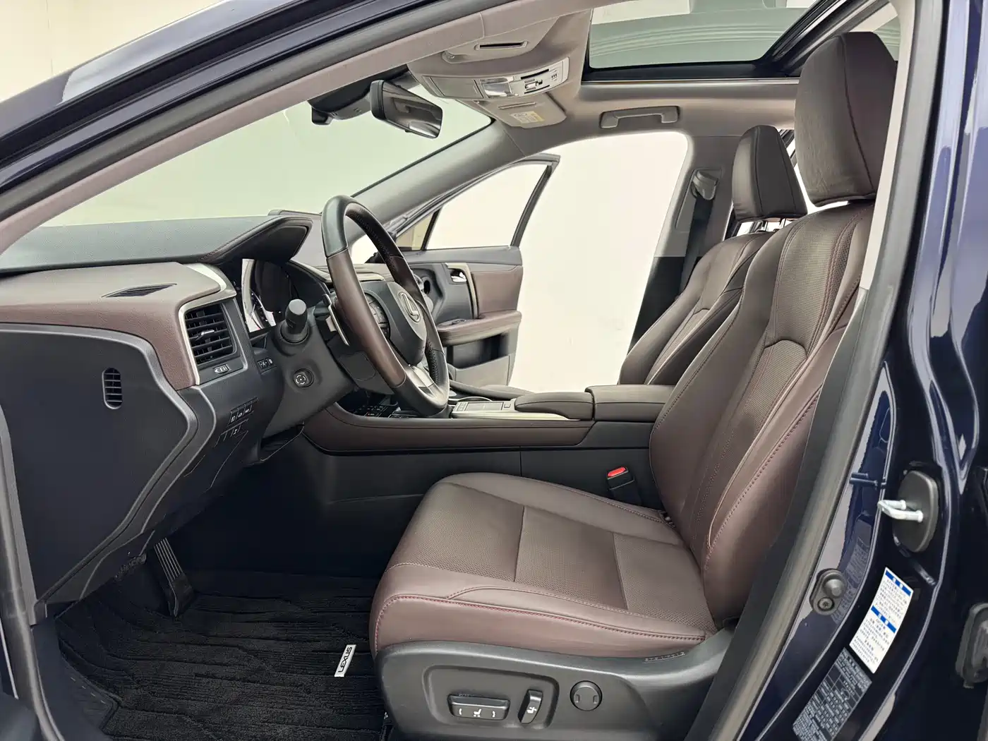 Lexus RX 2020 300 4WD Elegance Edition China VI фото 8