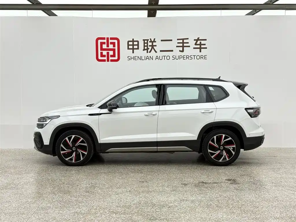 Volkswagen Tharu 2024 300TSI 2WD Moon Premium Edition фото 3