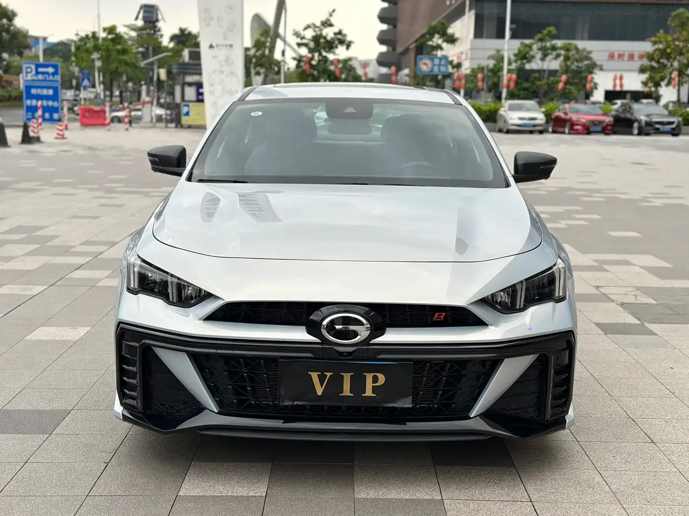 GAC Trumpchi Trumpchi Emkoo 2024 Model 270T DCT Shadow Leopard R-Style Edition фото 2